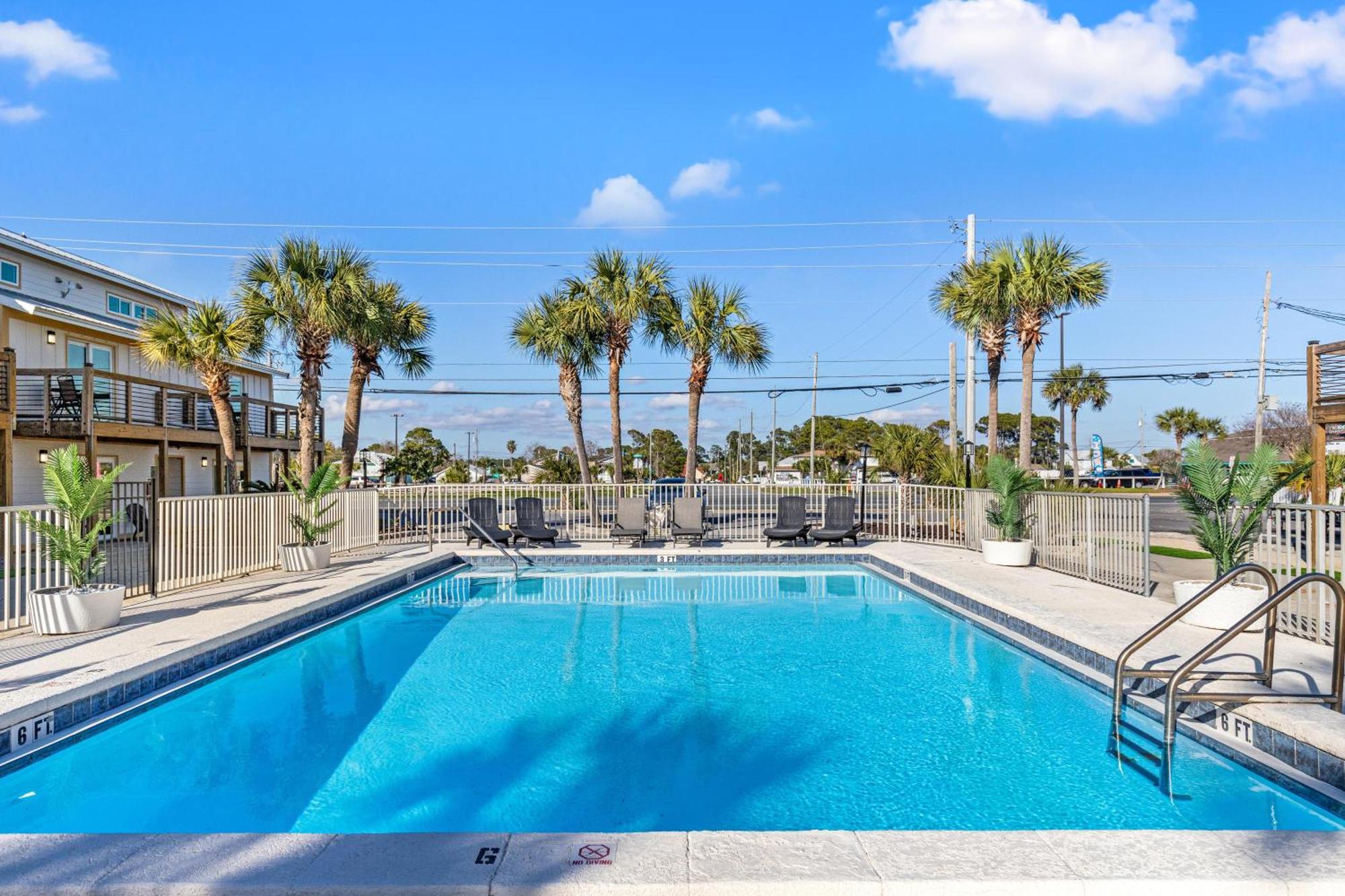Ocean Breeze 2c Apartment